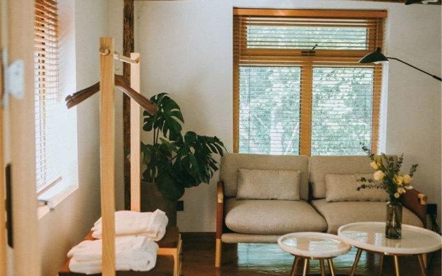 Qizhu Younan Mountain Boutique Guesthouse