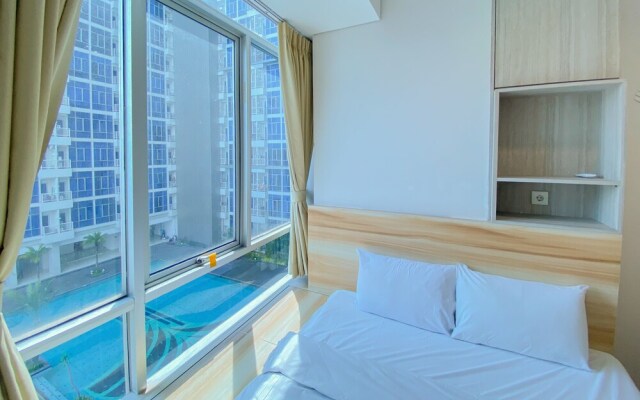 Great Location And Comfy 1Br Apartment At Capitol Park Residence