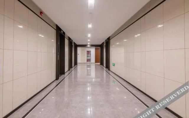 The Romantic hotel(Daminghu store, Jinan)