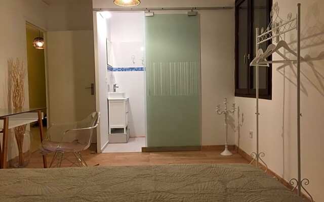 Lyon Mon Amour B&B