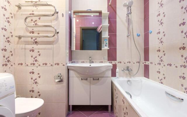 BestFlat24 on Rozhdestvenskaya Street 11