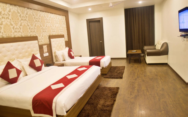 Hotel The Royal Krishna