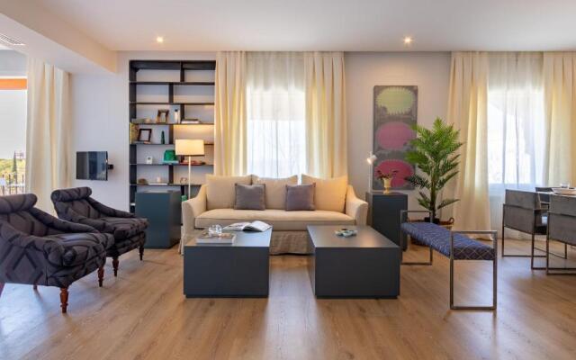 Plaza de España Deluxe Suites