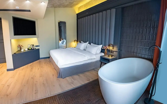 Sandali Metekhi Boutique Hotel