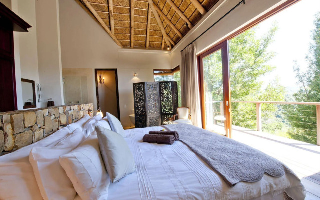 Tamodi Lodge and Stables