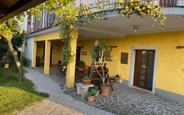 Med oljkami Apartment