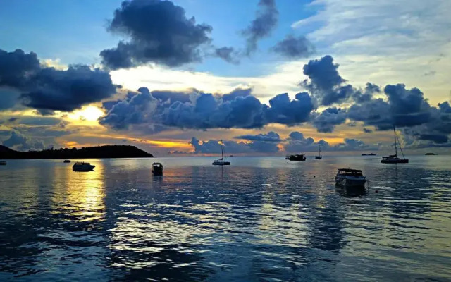 Samui Pier Beach Front Resort
