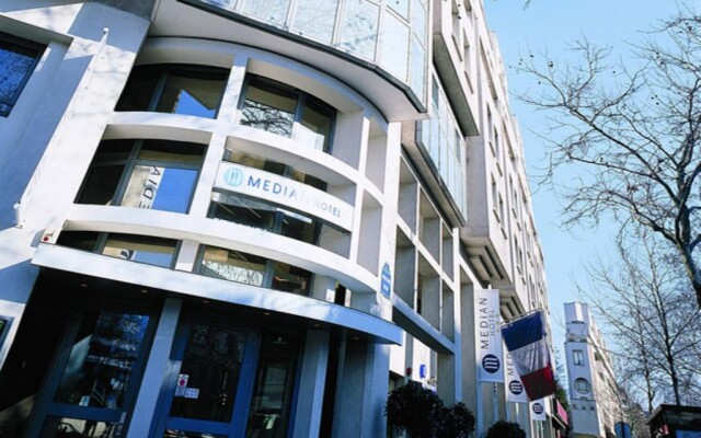 Median Paris Porte de Versailles