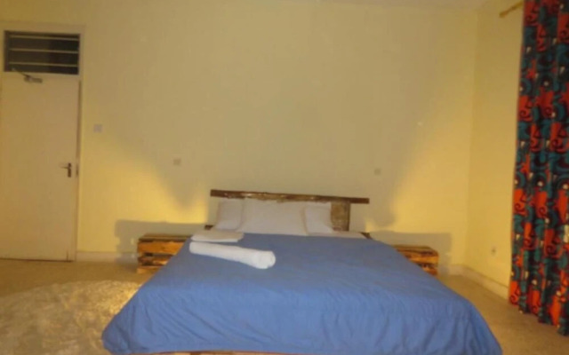 Godson Charity Hostel and Climb Kili