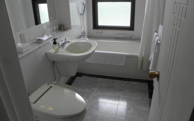 Gamagori Classic Hotel