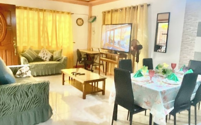 Lens Staycation Panabo 3bdr 2BR Ktchn