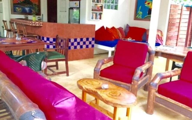 Tropical Sands Dominical Eco Inn