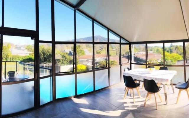 Sunny Home