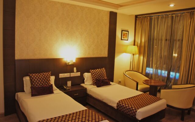 Hotel Surya Plaza