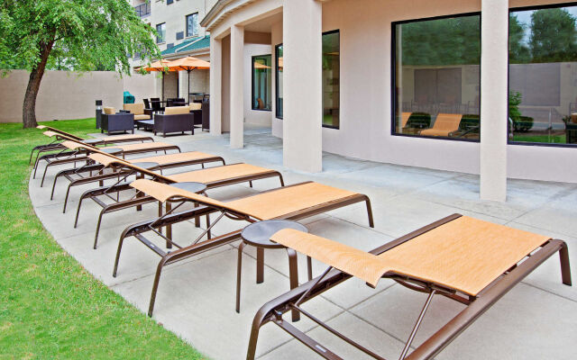 Courtyard by Marriott Mishawaka-University Area