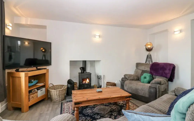 Dolphin Cottage