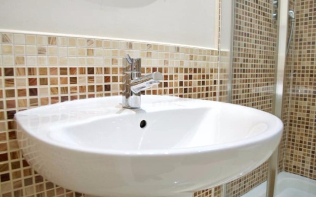 4 Bedroom Apartment In City Centre