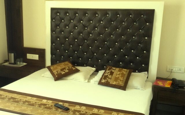 Hotel Saffron Inn