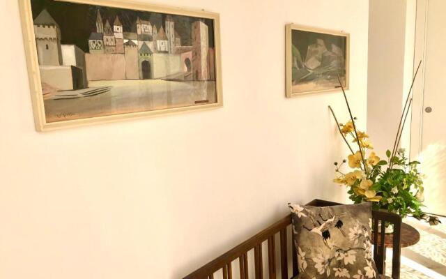 MB2 Apartment