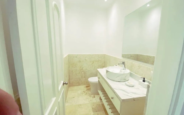 Seasideserenity - Luxury Villa Steps From The Beach