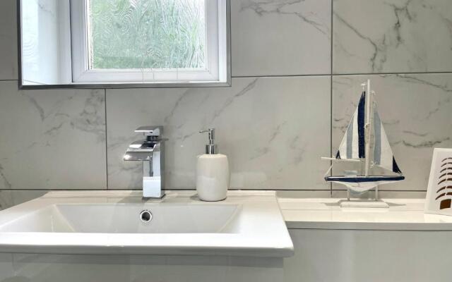 Central Hamilton House