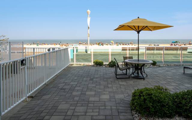 Courtyard Ocean City Oceanfront