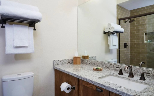 Sunnyside Restaurant & Lodge