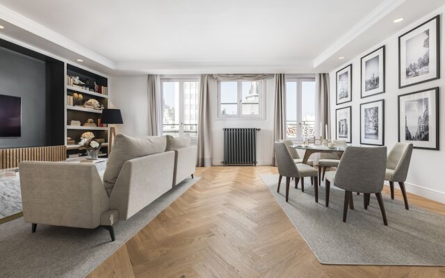 Home Club Alcala Apartments