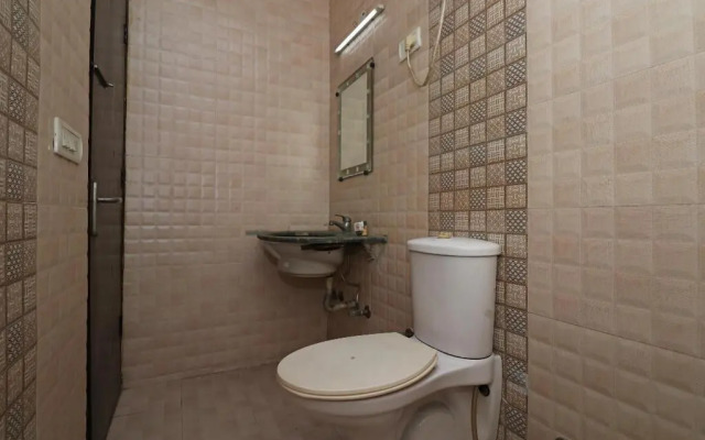 Hotel Grace by OYO Rooms