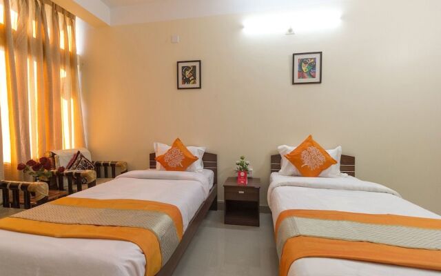 OYO 8209 Home Stay Down Town