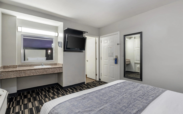 SureStay Hotel by Best Western Beverly Hills West LA