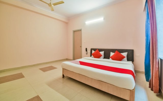 OYO 37212 Hotel Soft Petals By Arn Group