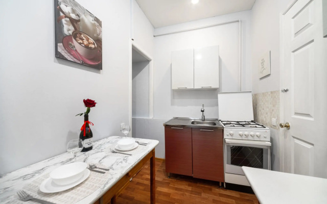 на Малой морской 16