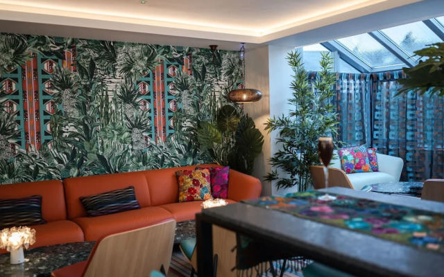 Elephant Rock Hotel