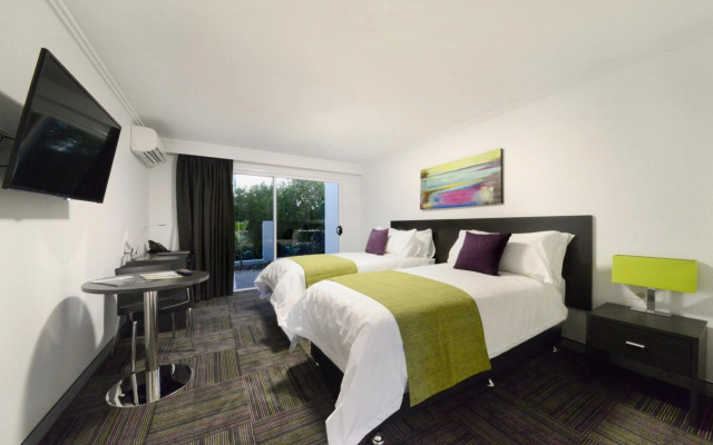 Mackay Oceanside Central Hotel – Guest Rooms – Mackay