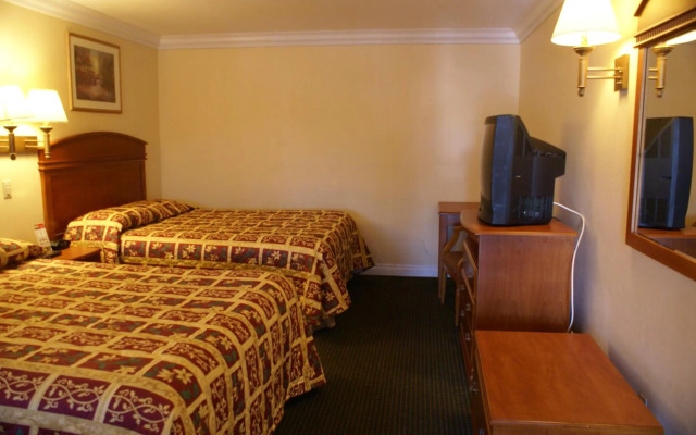 Colony Inn