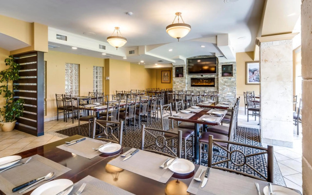 Monte Carlo Inn Toronto - Markham
