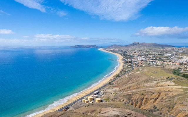 Beach House for Vacation - H2ome