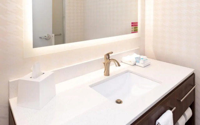 Home2 Suites by Hilton Columbia Downtown