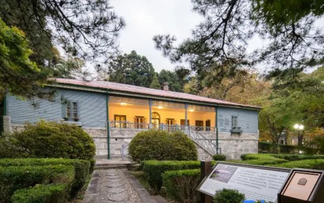 Lushan Villas Hotel – Outside – Jiujiang