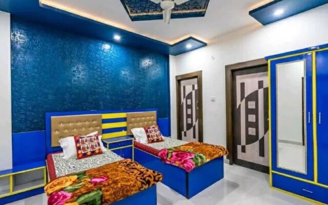 Goroomgo Friends Home Stay Agra