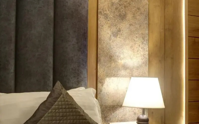 Treebo Trend Town Pallace Inn