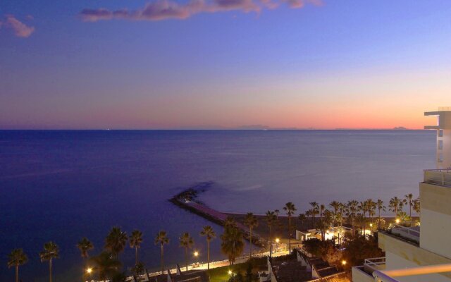 1149 Unique Beachfront Penthouse 400M2 Marbella Center