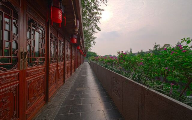 Han Dynasty Boutique