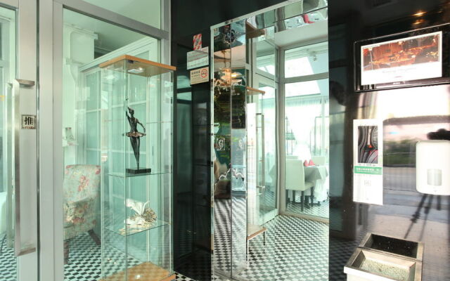 Bridal Tea House Hotel - Gillies Avenue South