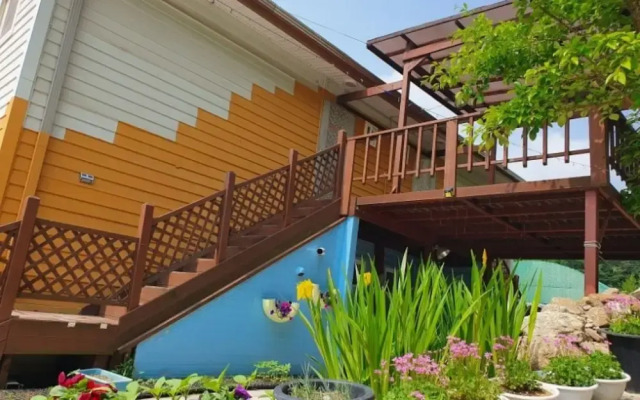 Yecheon Mulmalgeun Sangol Pension