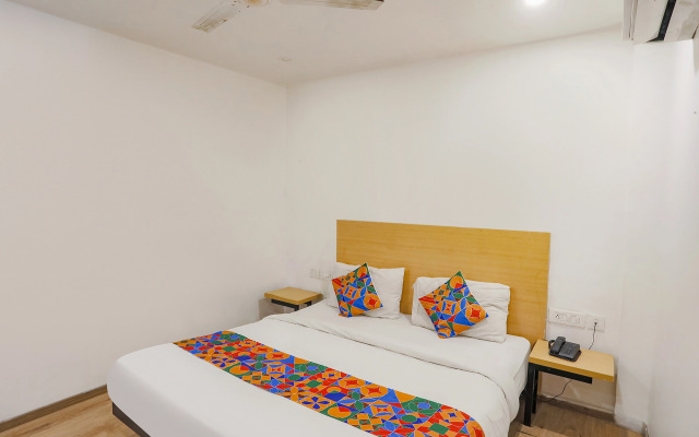 Fabexpress F9 Pitampura Inn