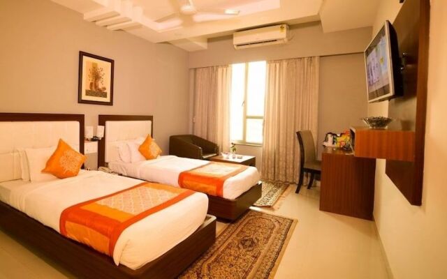 Hotel Suraj Palace