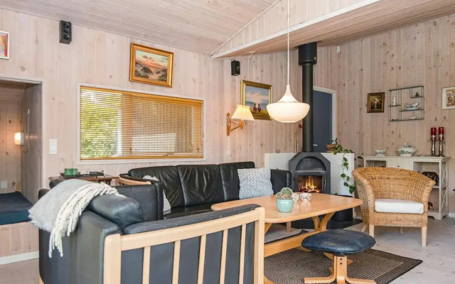8 Person Holiday Home in Glesborg-by Traum