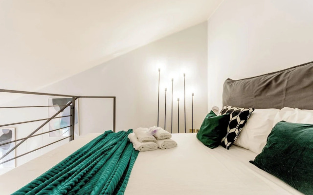 Centro Vicolo Fiori - Modern Split-level Apartment